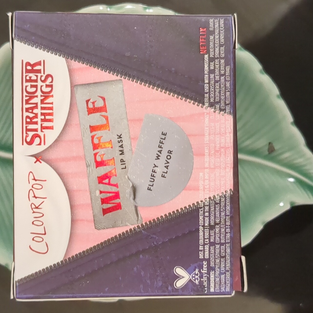 Lip Mask - Picture 2 of 4